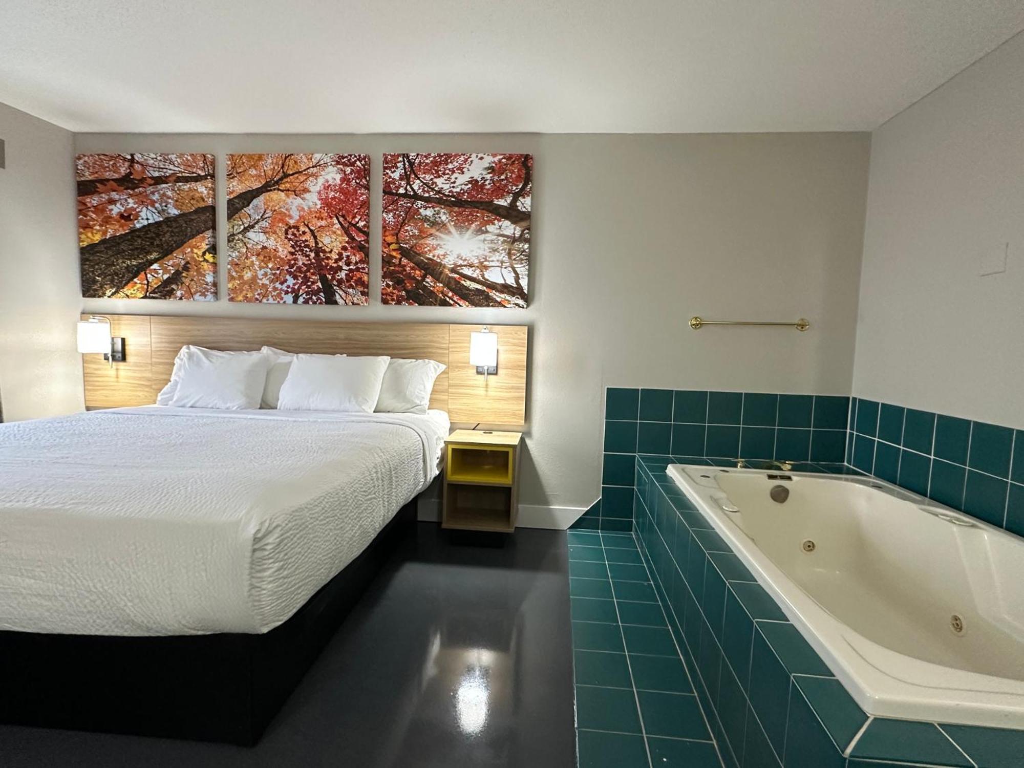 Fergus Hotel