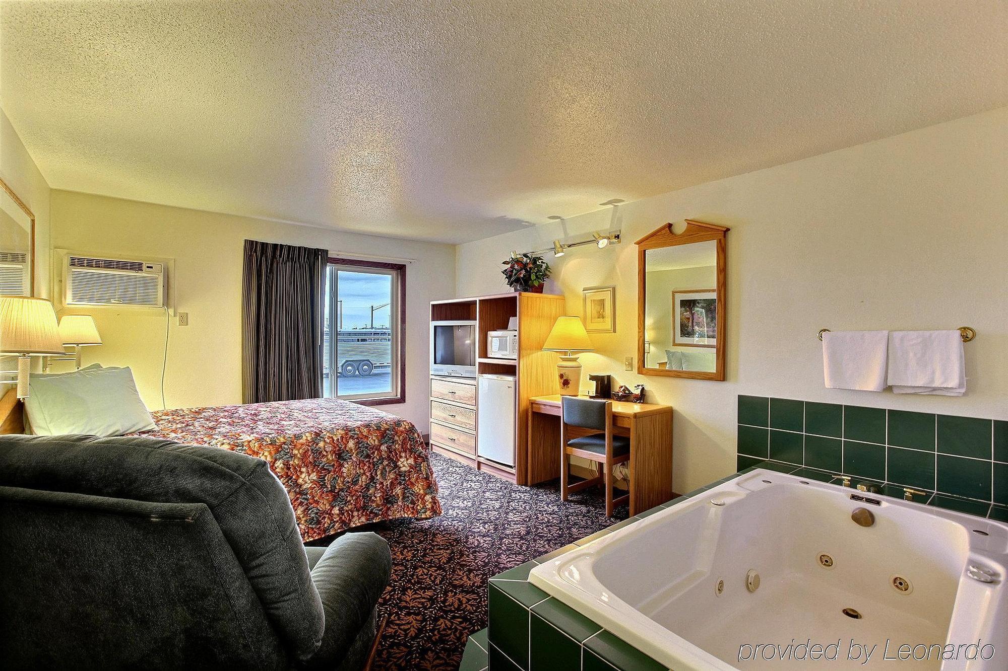 Hotel Fergus 2*