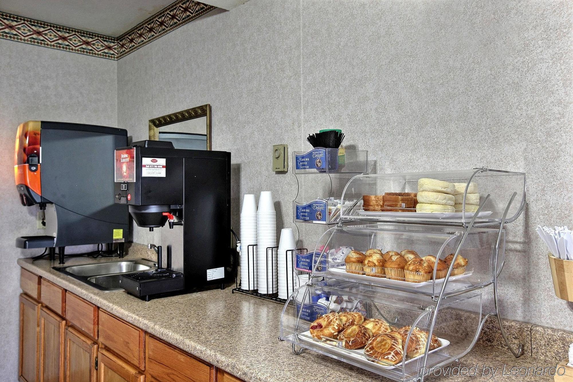 Fergus Hotel 2*