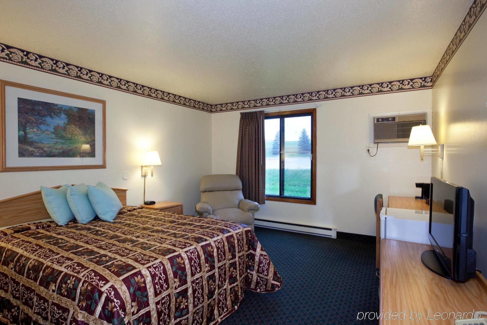 Fergus Hotel 2*